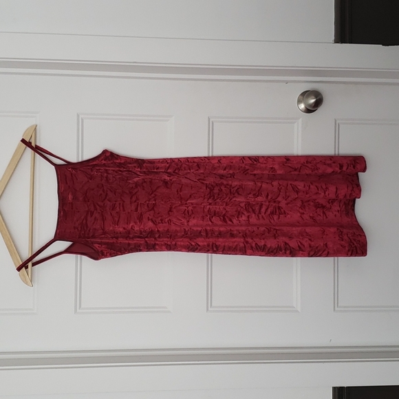 Vintage Crushed Velvet Mini-dress - Size M - Cherry Red - Picture 3 of 5